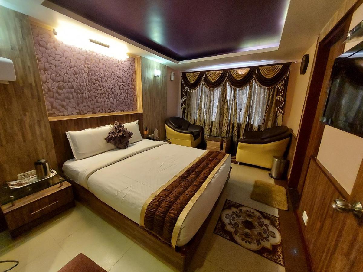 Отель Astoria Residency Утакаманд Экстерьер фото